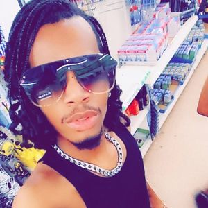 Meet your Posher, Dante